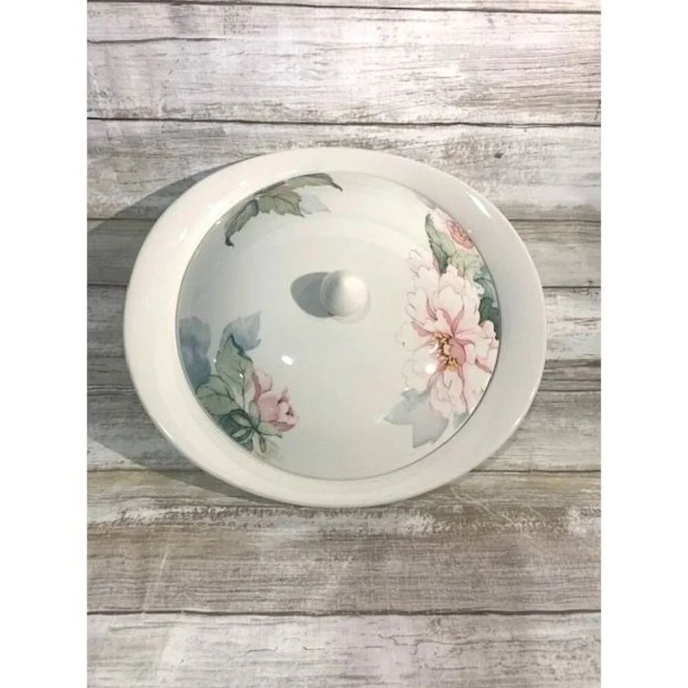 Johnson‎ Brothers Covered Soup Tureen 10